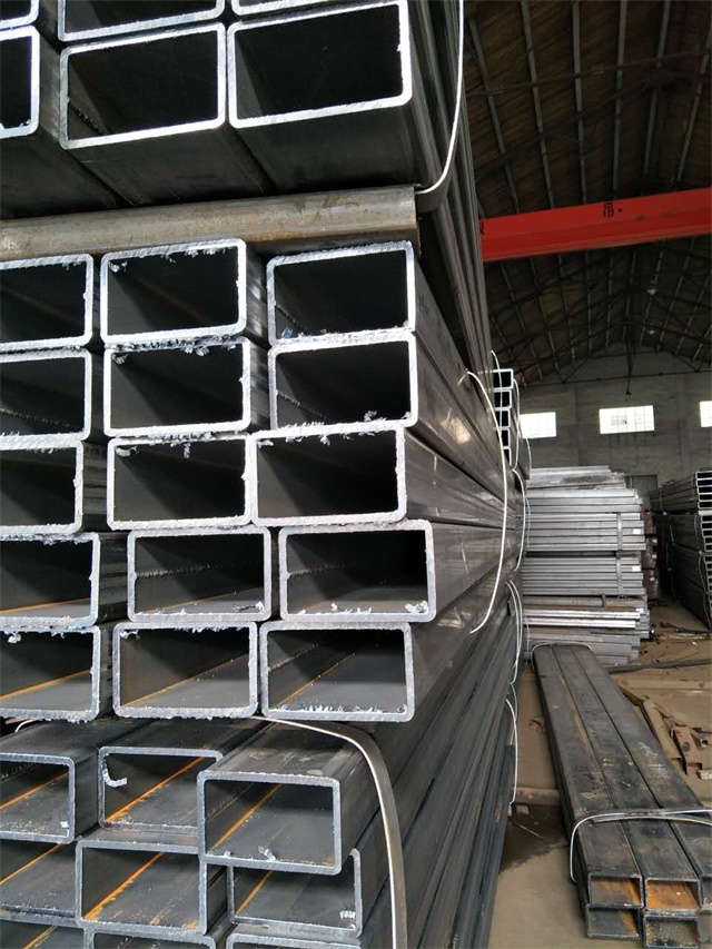 八步16mn镀锌矩形管